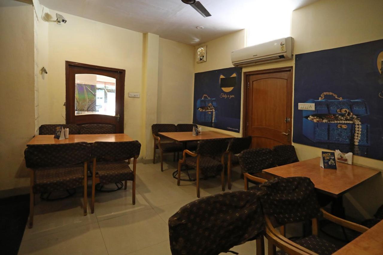 Flagship 10282 Hotel Rishi Jaipur Buitenkant foto
